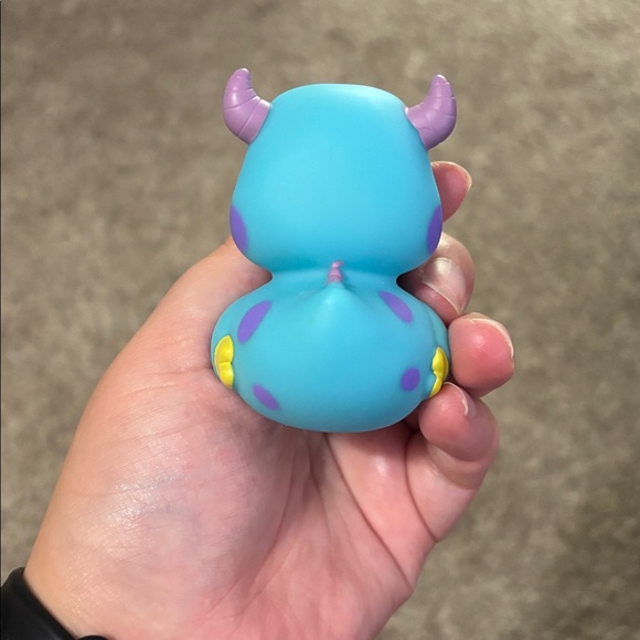 Disney Sully Duck - NWOT - Picture 3 of 5